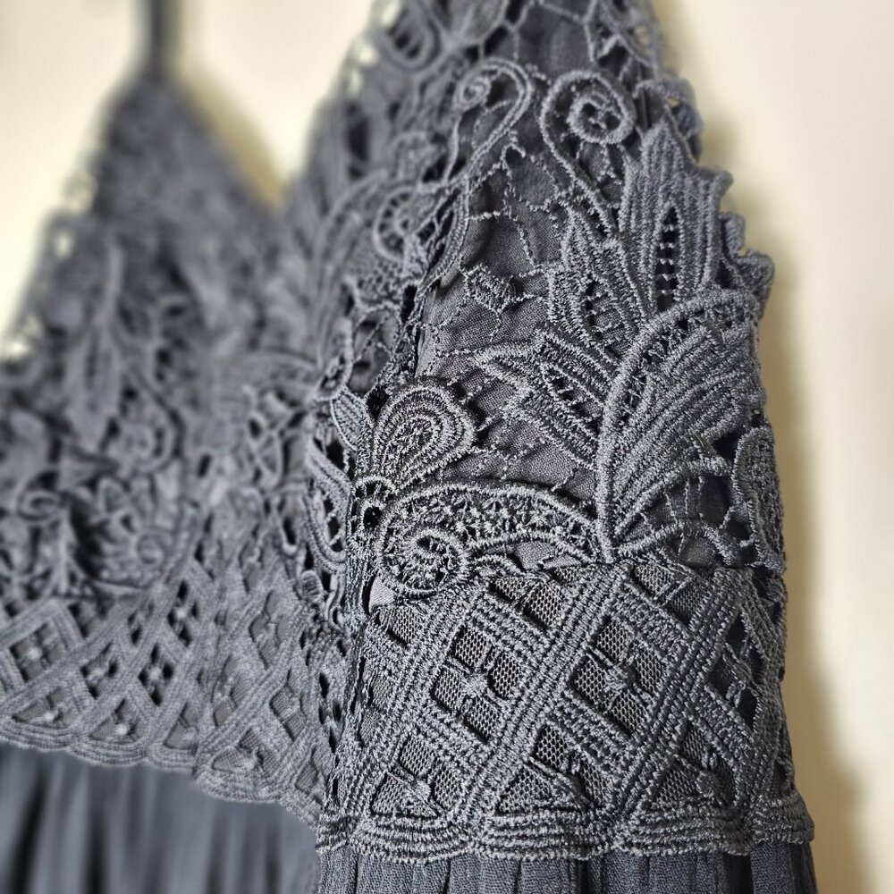 TORRID Midi Crinkle Gauze Lace Bodice Dress 1x NWT - Picture 8 of 10